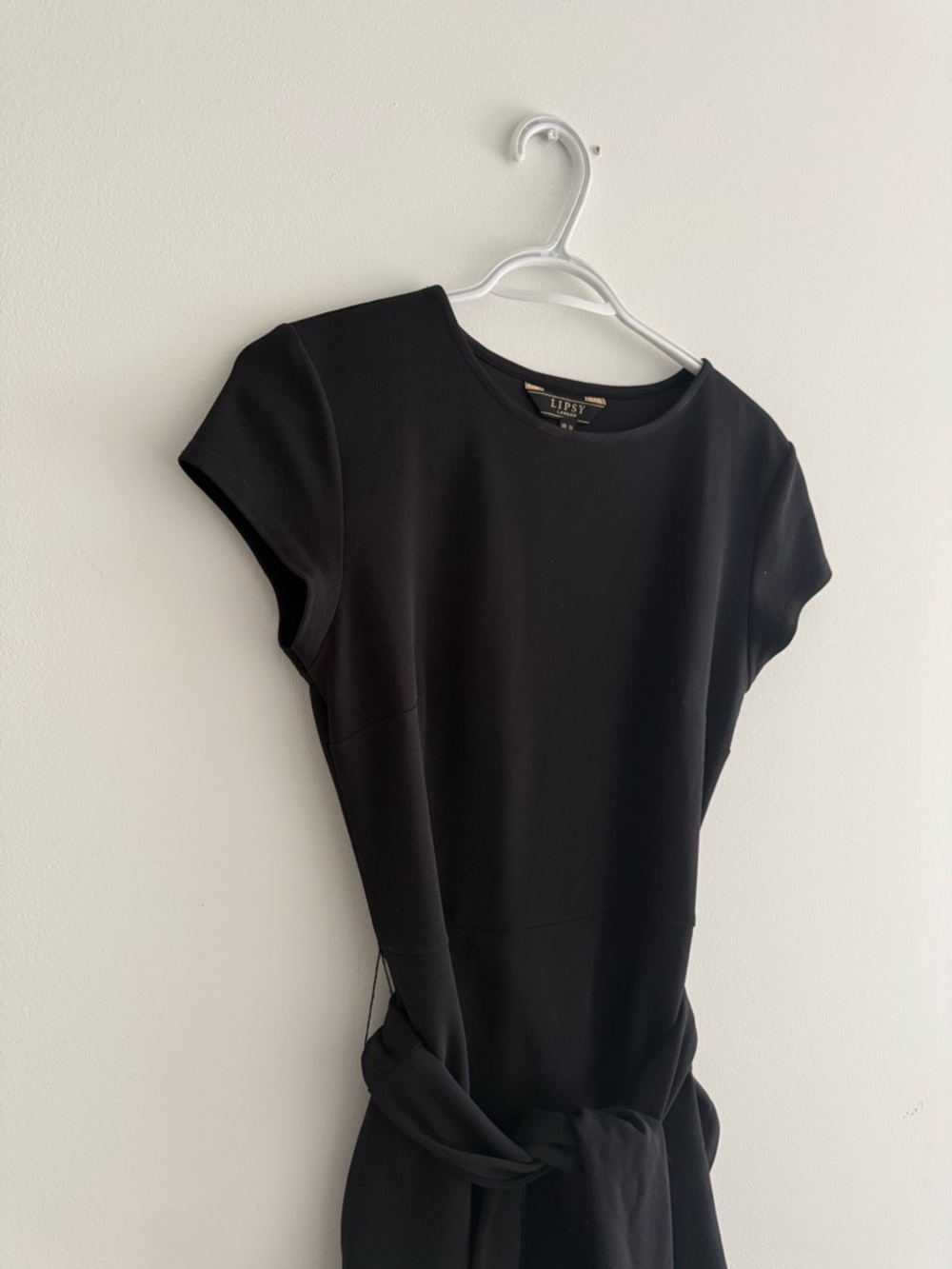 Lipsy little black midi Dress with tie waist size 6 - Picture 6 of 9